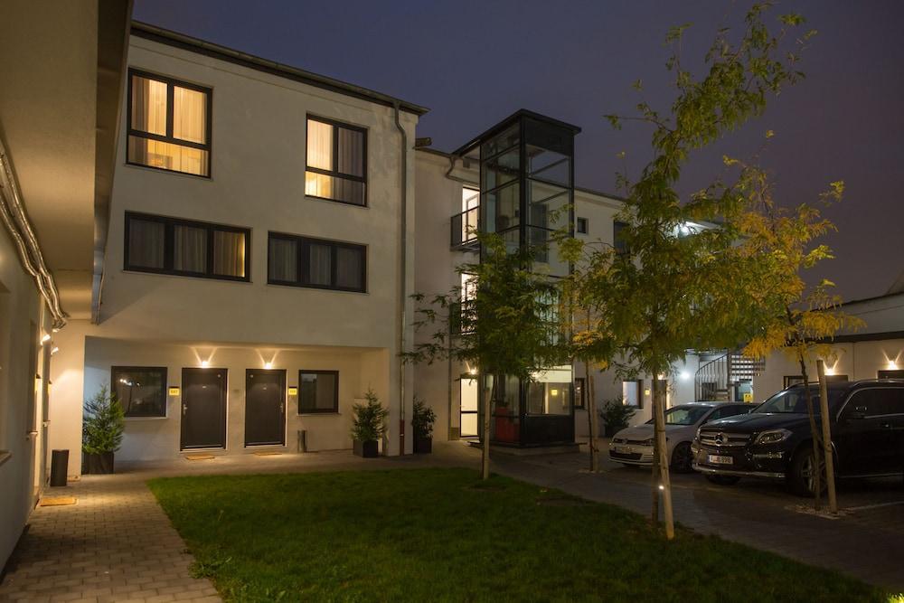 Goethe Hotel Messe By Trip Inn Frankfurt am Main Exterior photo