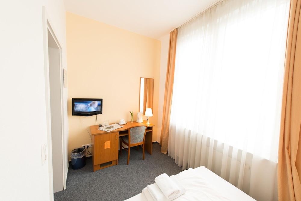 Goethe Hotel Messe By Trip Inn Frankfurt am Main Exterior photo