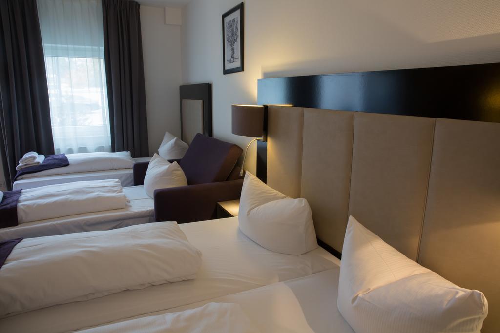 Goethe Hotel Messe By Trip Inn Frankfurt am Main Exterior photo