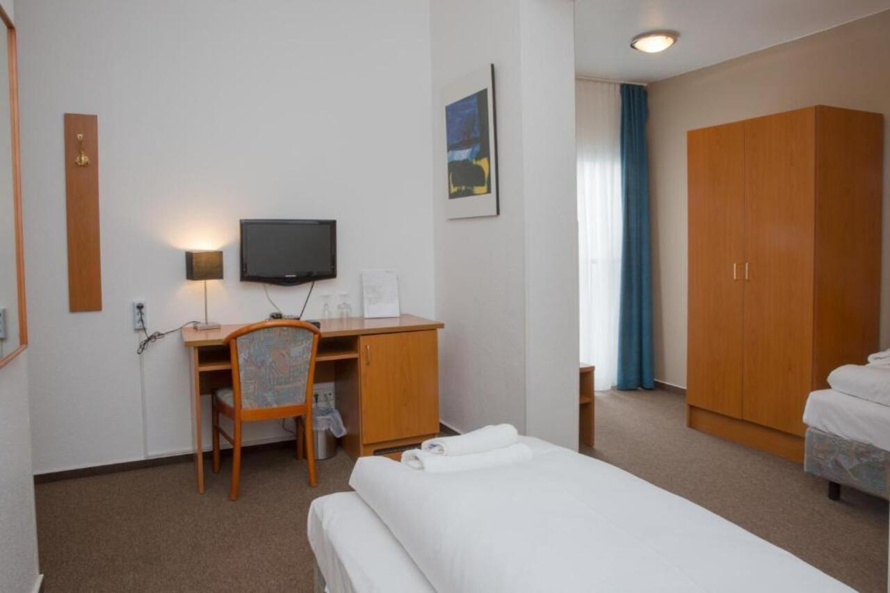 Goethe Hotel Messe By Trip Inn Frankfurt am Main Exterior photo
